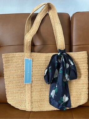 NWT Draper James Natural Straw Tote with Navy Floral Scarf Accent & Navy Lining